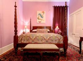 R&B Award Winning B&B - Adult Only, hotel i nærheden af New Orleans Jazz Museum, New Orleans