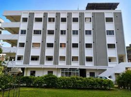 HOTEL O PADMAJA RESIDENCY, hotel din Raigīr