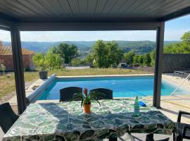 Vacances Vallée de la Dordogne, hotelli kohteessa Souillac