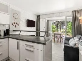 Apartment – Restanques – Swimming