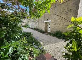 Spring Cottage - 2 bed countryside retreat near Bath