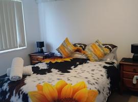 BLK Stays Guest House Deluxe Units Caboolture South, hotell sihtkohas Caboolture