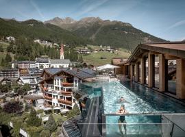 Das Central – Alpine . Luxury . Life, готель у місті Зельден