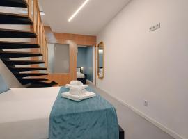 Social Lodge Piornais Duplex, hotel di Funchal