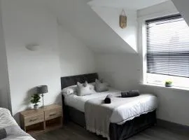 Lincoln city centre rooms P&S