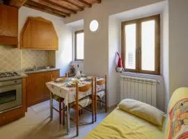 Lovely Apartment In Monterotondo Marittimo