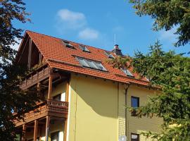 Moderne Komfortwohnung im Kurort am Rennsteig, budget hotel sa Finsterbergen