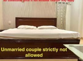 Babar House, Hotel in Faisalabad