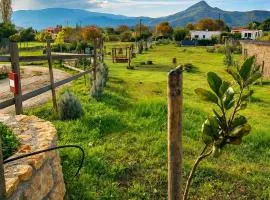 EuZoea Country Home 3 Nature Escape with Pool