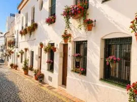 Old Town Estepona Center near beach - Free Parking - Paraíso Soleado