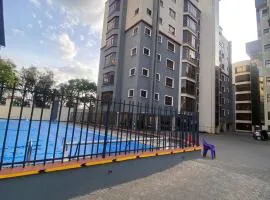 The Pinnacle - Urban Rustic Luxe - Executive 2bdrm