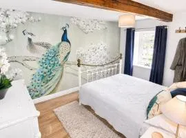 Hawthorn Cottage, romantic dog friendly cottage in Temple Sowerby