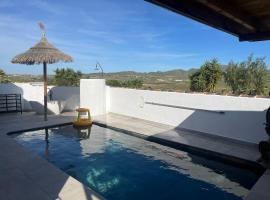 BRAAI - CASA with amazing mountain view, Hotel in Camposol