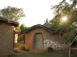 Vinyasa Earth - Mud Homes & nature Stay near Jaipur