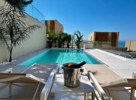 Seaclusion Villa Palase - Heated Pool & Jacuzzi, hotel di Palasë
