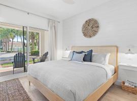 Newly Renovated Next to Rosemary & Alys Beach 5m to Beach & Dining Free Parking, hotel en Rosemary Beach
