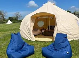 Premium Luxury Tent - Cheshire Countryside