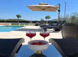 Villa DEL SOLE with Heated Saltwater Pool, Jacuzzi and Sauna
