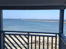 Couleur océan, piscine et plage