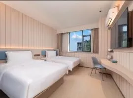 Hanting Hotel Wuhan East Lake Yuejiazui Metro Station