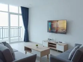 3BR Family Suites at Formosa Apartement by Manda