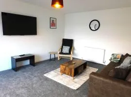 NEW - Large Fully Renovated House in East Kilbride