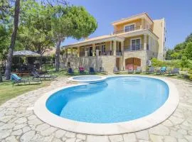 Villa Lira by Algarve Holidays