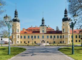 Hotel Pałac Żyrowa, готель 