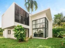 Anas house in Lipa Noi