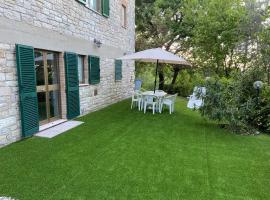 Casa Erica Todi، فندق في تودي