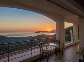 Villa Dio Petres, hotel i Kroústas