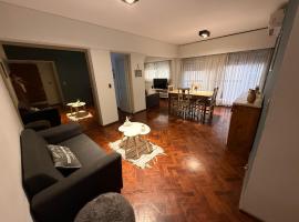 Cálido Departamento en el Corazón Mendocino – hotel w mieście Mendoza