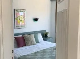 Cleo Hotel