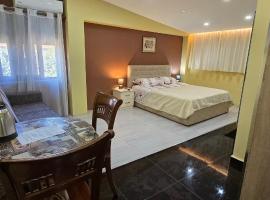 CityCenterHotel Shkoder، فندق في شكودر
