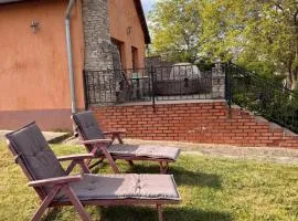GreenPark Candy Manor with Large Garden Close to Tokaj