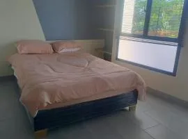 Elegante Apartasuit con Ubicacion Estrategica