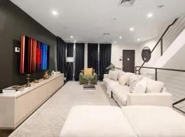 Stylish 3BR Designer Home in NYC