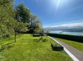 Coed y Berclas cottage, private orchard with stunning sea views
