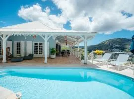 Villa La Baie Turquoise - Vue mer - Piscine privée - Elégante et Soignée