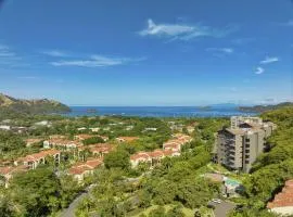 Palm & Breeze, Nature Views & Beach Club