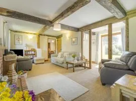 4 Bed in West Somerton oc-273
