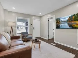 Bright and Cozy 3BR Retreat Near Downtown Columbus