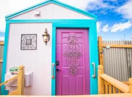 Deva Fairy Cottage with Private Hot Springs Tub