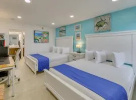 Heated Pool Access! Waterfront Retreat in Sarasota