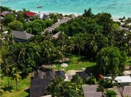 Lucy's Garden Hotel