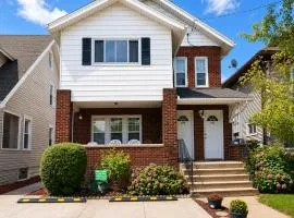 Spacious Frontier Park Apartment