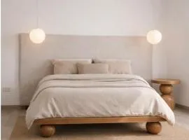 Luxury suite 2 minutes from the beach and airport