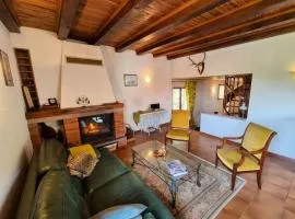 House on the edge of the forest in La Claquette