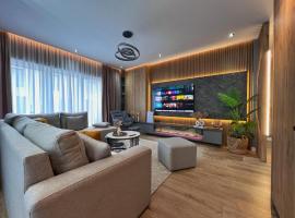 Luxury Apartment, hótel í Shkodër