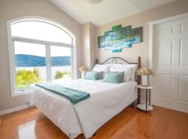 Panoramic Acres B & B - Lake & Mountain Views